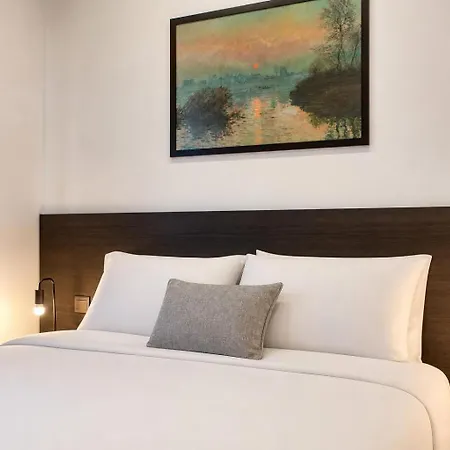 Urban 19 Residences Refined Living *