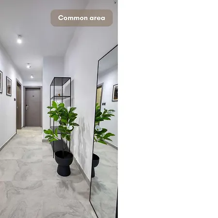 Urban 19 Residences Refined Living Inn *
